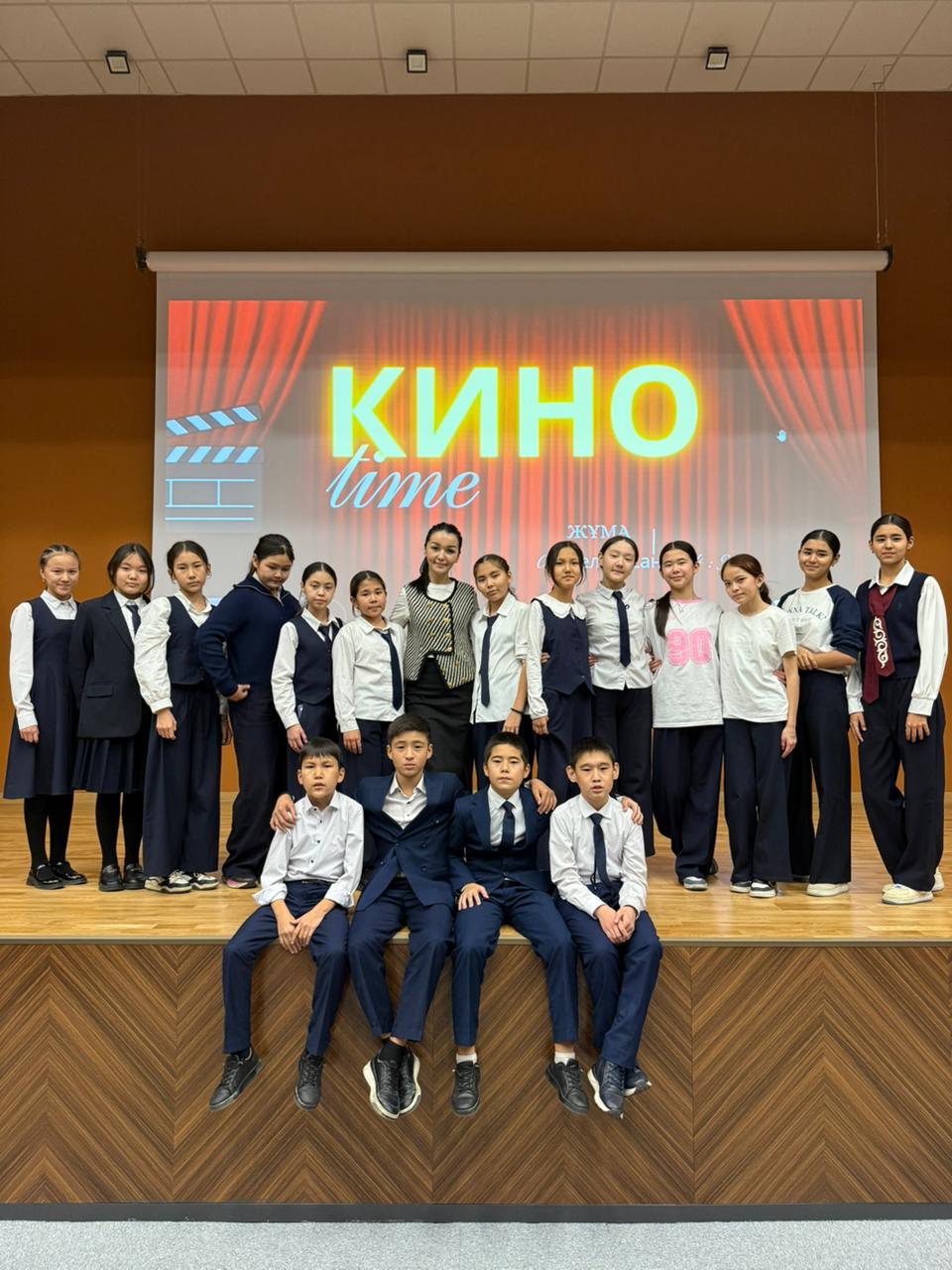 Мектеп Парламенті “Кино Жұма” іс-шарасын ұйымдастырды